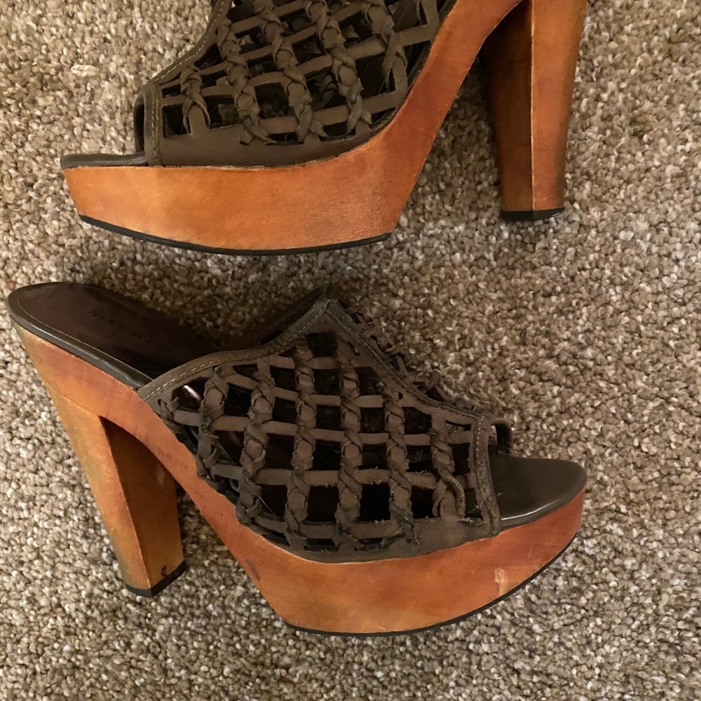 Nine West platform clogs